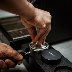 La Pavoni Leveler – Distribuidor de café profissional (preto)