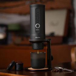 OutIn Nano 2 (Space grey) - cafeteira de viagem