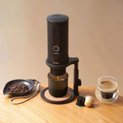 OutIn Nano 2 (Space grey) - cafeteira de viagem