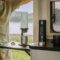 OutIn Nano 2 (Pearl white) - cafeteira de viagem
