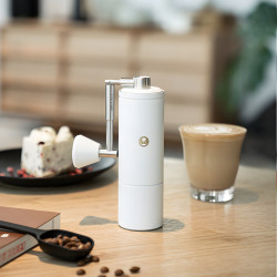 Timemore Chestnut C5 PRO (branco) – moinho de café