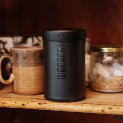Wacaco Prestina (coal black) – uma cafeteira portátil