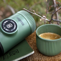Wacaco NanoPresso (verde musgo) + casca dura - Usado Wacaco NanoPresso (verde musgo) + casca dura - Usado